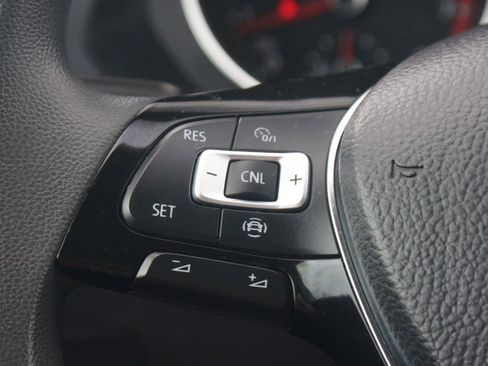 Used 2019 Volkswagen Tiguan S AWD/4WD image 8