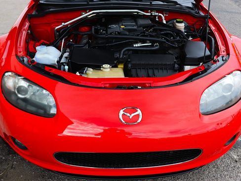 Used 2008 MAZDA MX-5 Miata Grand Touring w/ Premium Pkg RWD image 50