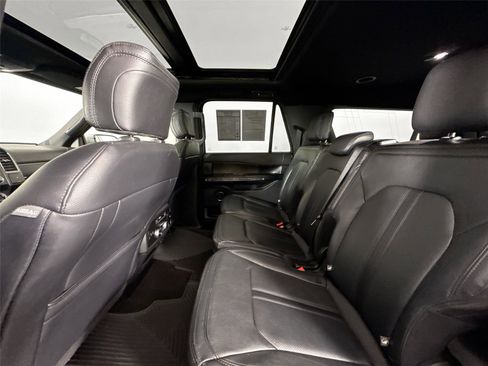 Used 2019 Ford Expedition Max Limited image 34