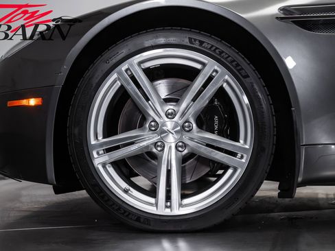 Used 2009 Aston Martin V8 Vantage Roadster RWD image 23
