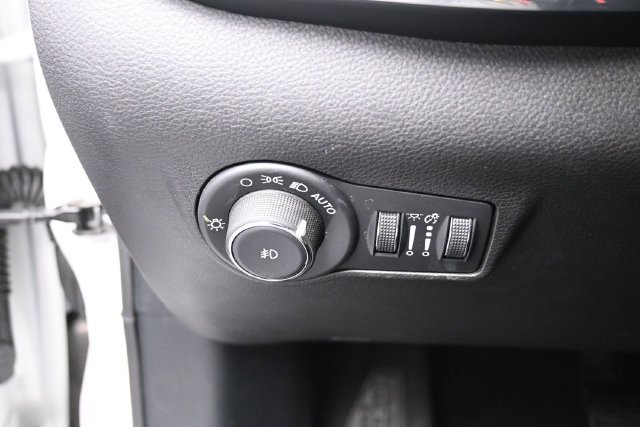 Used 2024 Jeep Compass Limited AWD/4WD image 16