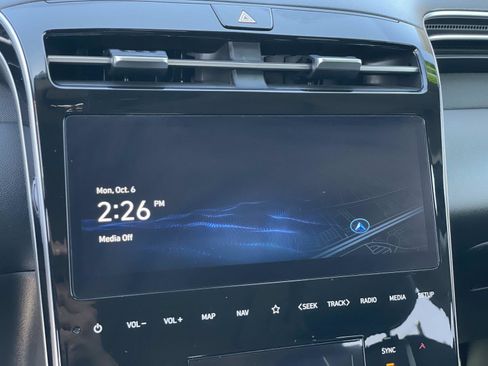 Certified 2024 Hyundai Tucson Limited image 10