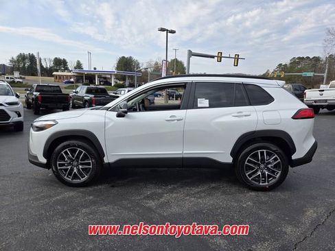 New 2026 Toyota Corolla Cross XLE w/ Convenience Package image 4