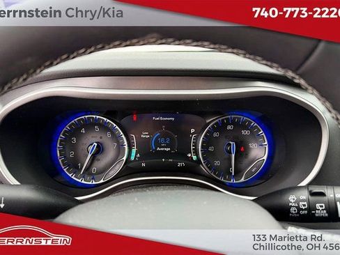 New 2026 Chrysler Voyager LX image 19