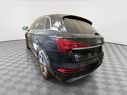 Used 2023 Audi Q5 Premium w/ Convenience Package AWD/4WD image 4