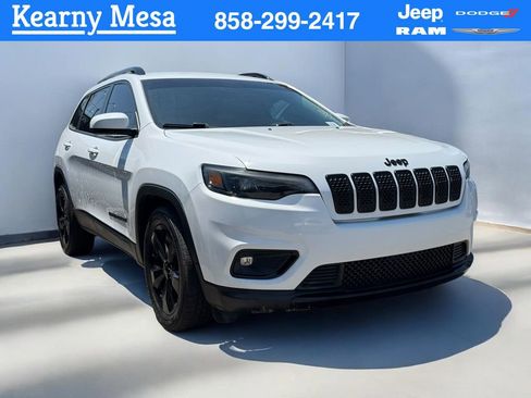 Used 2020 Jeep Cherokee Latitude Plus FWD image 1