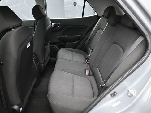 Used 2023 Hyundai Venue SE w/ Cargo Package image 20