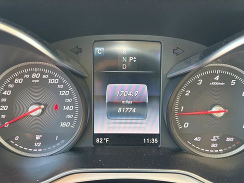 Used 2017 Mercedes-Benz GLC 300 image 25