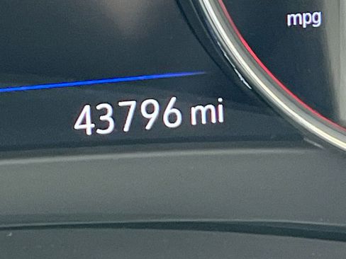 Used 2024 Chevrolet Malibu LT image 42