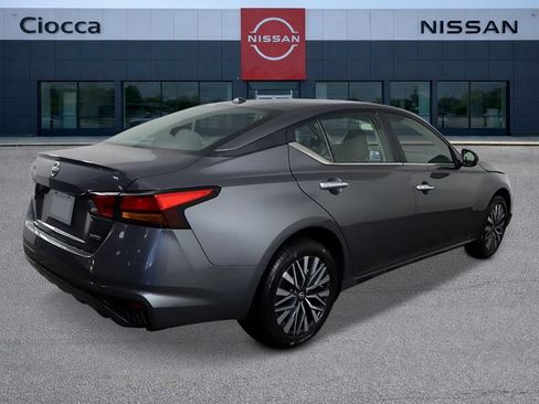 New 2026 Nissan Altima 2.5 SV AWD/4WD image 4