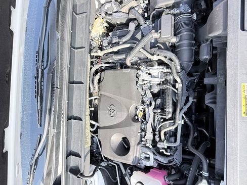 Used 2021 Toyota Highlander Limited image 36