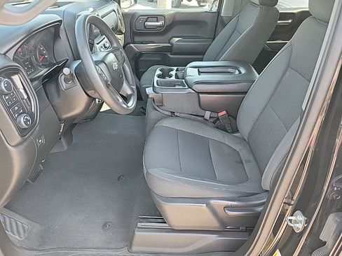 Used 2021 Chevrolet Silverado 1500 Custom Trail Boss w/ Midnight Edition AWD/4WD image 9