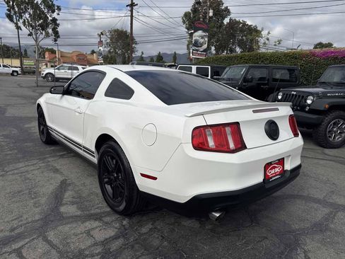 Used 2012 Ford Mustang Coupe RWD image 5