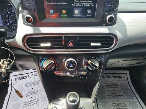 Used 2021 Hyundai Kona SE FWD image 6