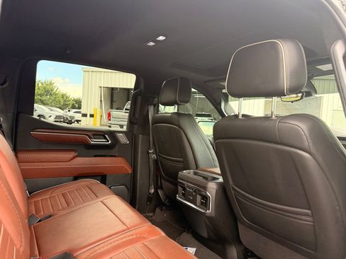 Certified 2024 GMC Sierra 1500 Denali Ultimate AWD/4WD image 18