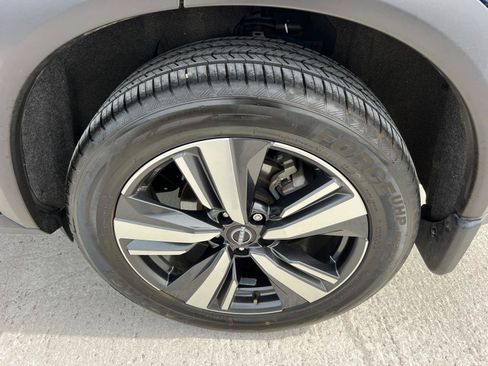 Used 2023 Nissan Rogue Platinum AWD/4WD image 20
