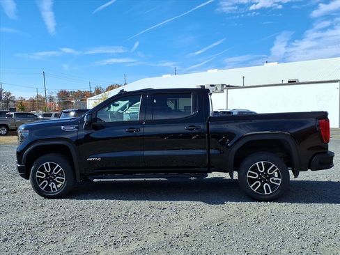 New 2026 GMC Sierra 1500 AT4 w/ AT4 Premium Package image 4