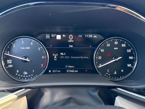 Used 2023 Buick Envision Avenir AWD/4WD image 27
