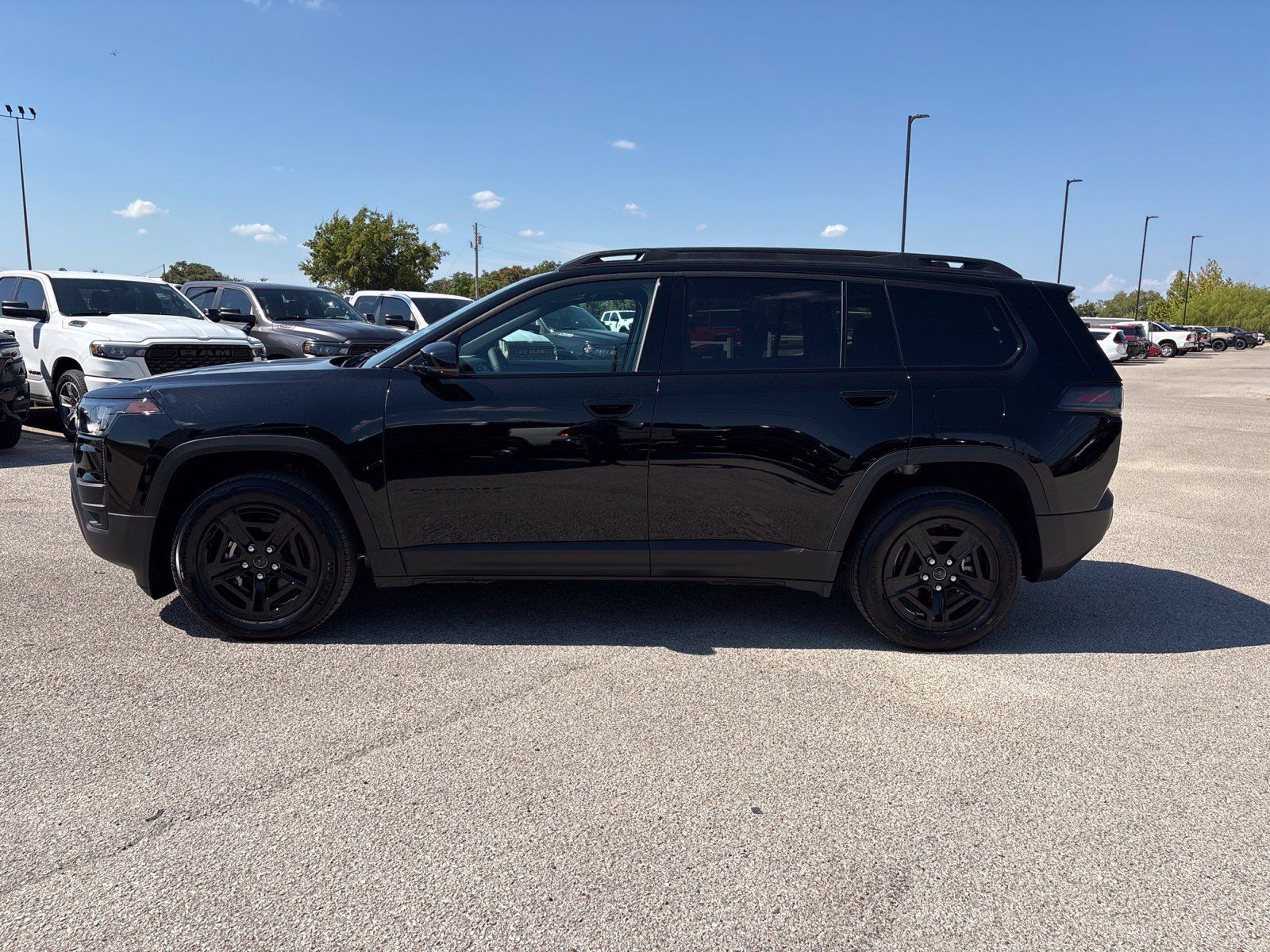 New 2026 Jeep Cherokee Limited AWD/4WD image 2