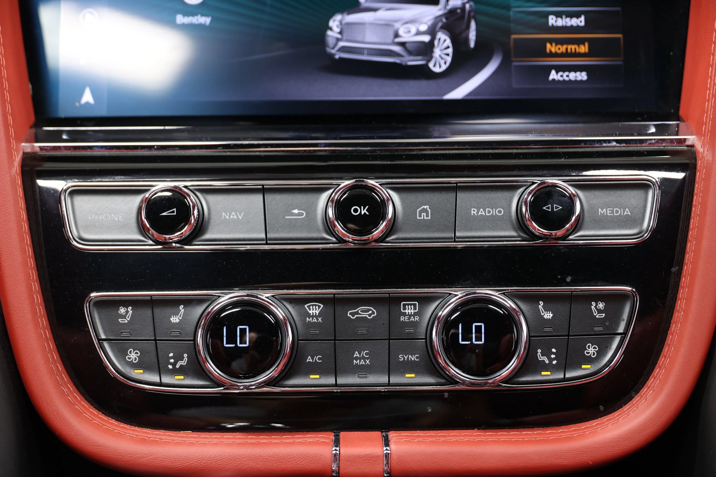 Used 2022 Bentley Bentayga AWD/4WD image 50