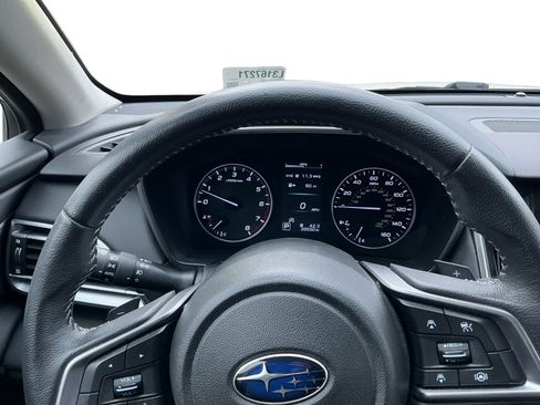 Used 2020 Subaru Outback Limited image 12