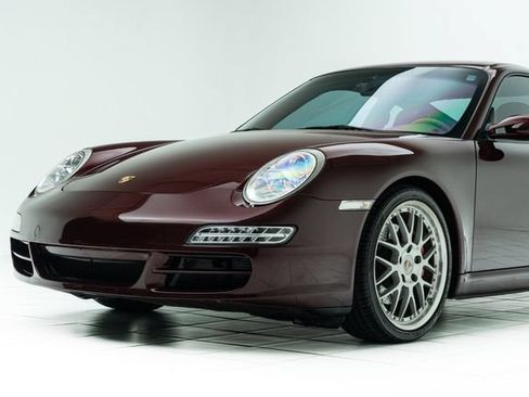 Used 2005 Porsche 911 Carrera S RWD image 10