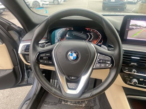 Used 2022 BMW 540i xDrive w/ Convenience Package image 21