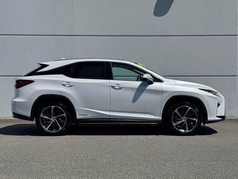 Used 2017 Lexus RX 450h AWD image 8
