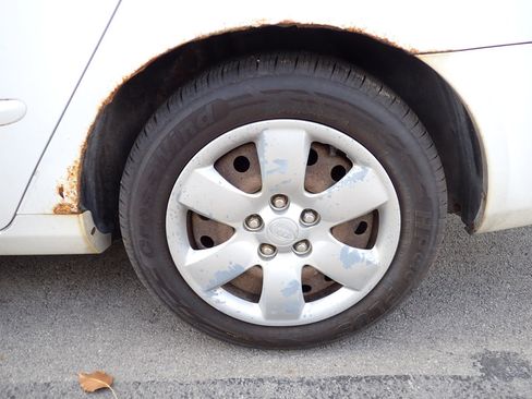 Used 2008 Kia Optima LX image 18