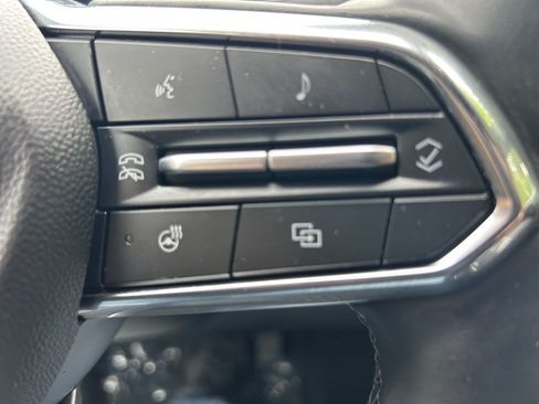 Used 2025 Chevrolet Equinox LT AWD/4WD image 11