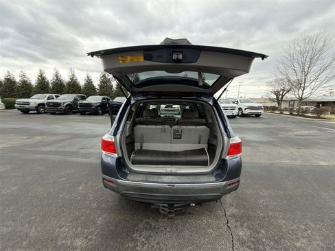 Used 2012 Toyota Highlander Limited image 25