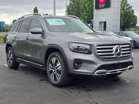 New 2026 Mercedes-Benz GLB 250 4MATIC image 8