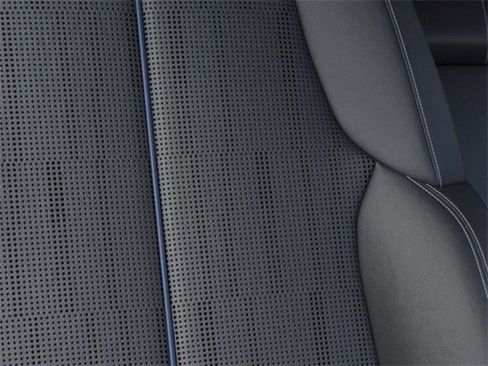 New 2025 Cadillac Lyriq Luxury image 21