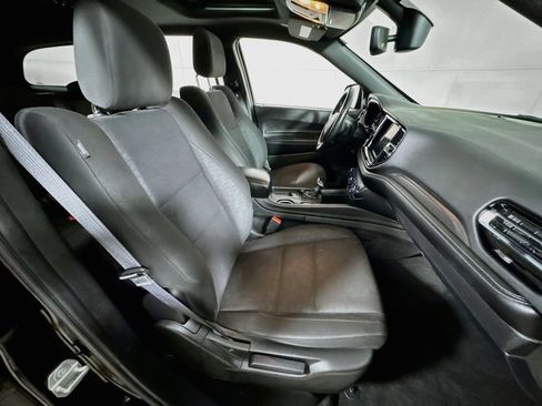 Used 2022 Dodge Durango SXT w/ Blacktop Package image 26