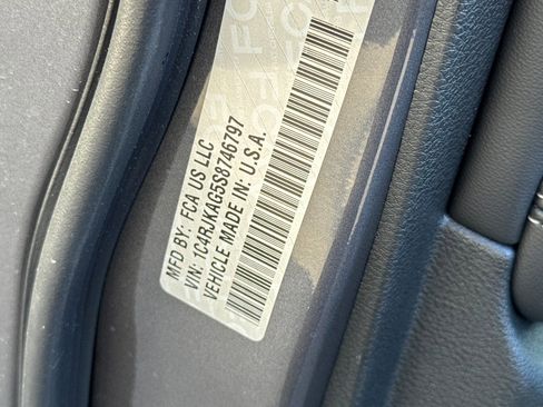 New 2025 Jeep Grand Cherokee L Altitude image 25