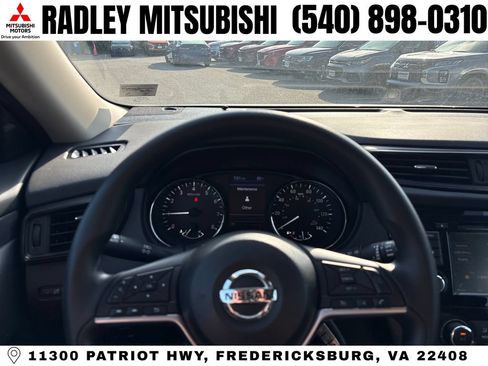 Used 2020 Nissan Rogue S AWD/4WD image 6