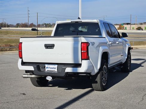 New 2026 Toyota Tacoma TRD Sport image 4