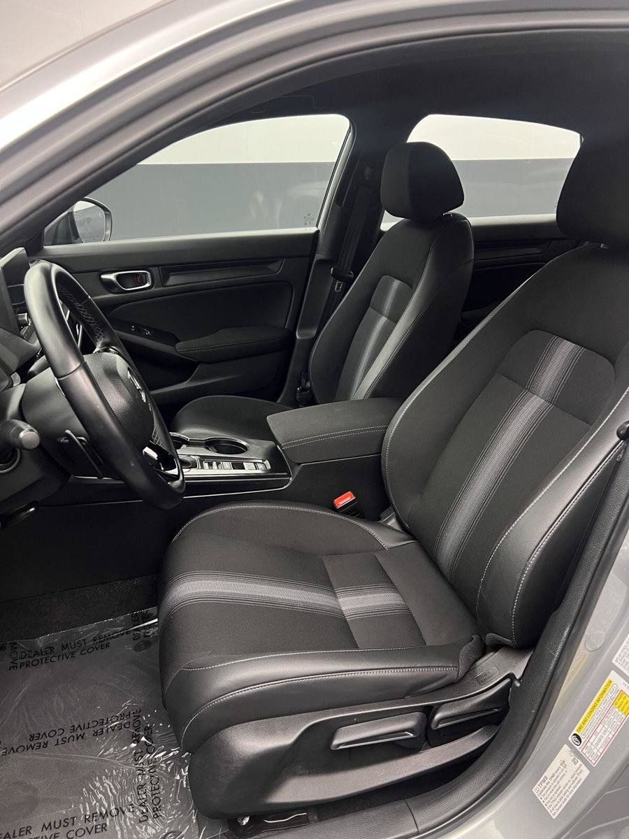 Certified 2025 Honda Civic Sport image 2