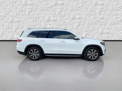 Used 2022 Mercedes-Benz GLS 450 4MATIC image 2
