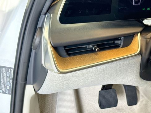 Used 2023 Lucid Air Touring image 10