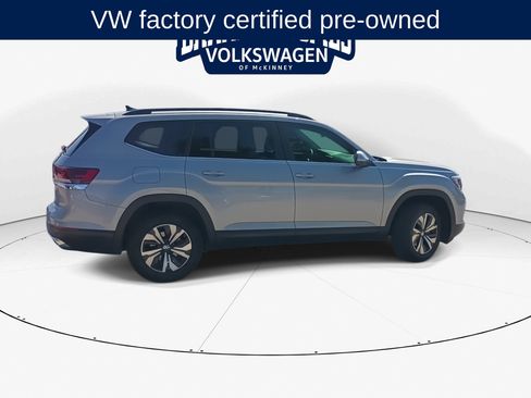 Certified 2026 Volkswagen Atlas SE FWD image 2