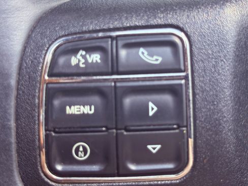 Used 2012 Jeep Wrangler Sport w/ Connectivity Group AWD/4WD image 6