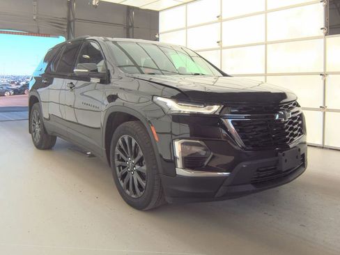 Used 2023 Chevrolet Traverse RS image 5