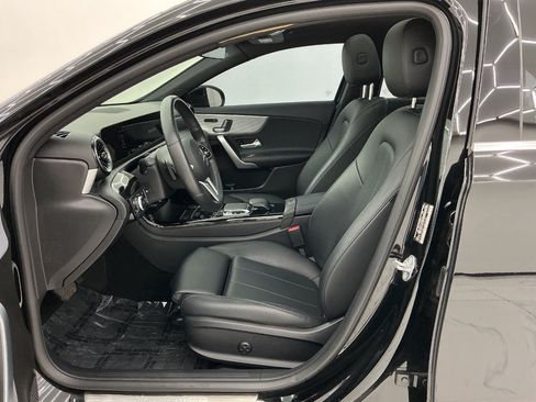 Used 2020 Mercedes-Benz A 220 4MATIC image 14