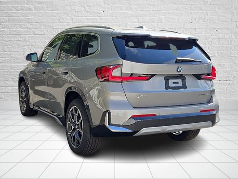 Used 2026 BMW X1 xDrive28i w/ Convenience Package image 3