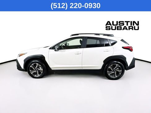 Used 2025 Subaru Crosstrek 2.0i Premium image 5