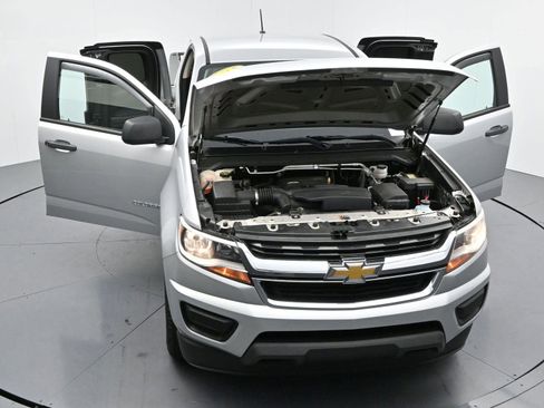 Used 2019 Chevrolet Colorado W/T RWD image 37