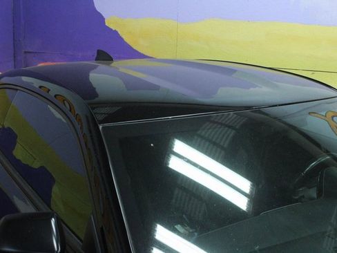 Used 2020 Chevrolet Camaro LT image 5