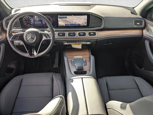 New 2026 Mercedes-Benz GLE 450 4MATIC Coupe image 13