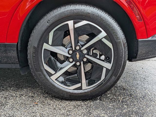 Used 2024 Chevrolet Equinox EV LT FWD image 11
